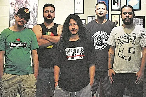 Imagem ilustrativa da imagem Carnarock hoje com seis bandas