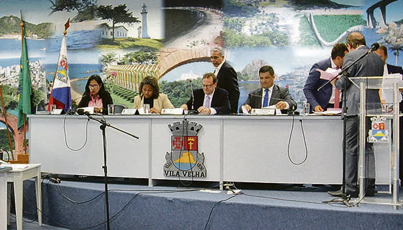 Imagem ilustrativa da imagem Poder Legislativo: Punição a quem faltar para fazer campanha