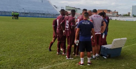 Imagem ilustrativa da imagem Desportiva vence o lanterna e segue reagindo no Capixabão