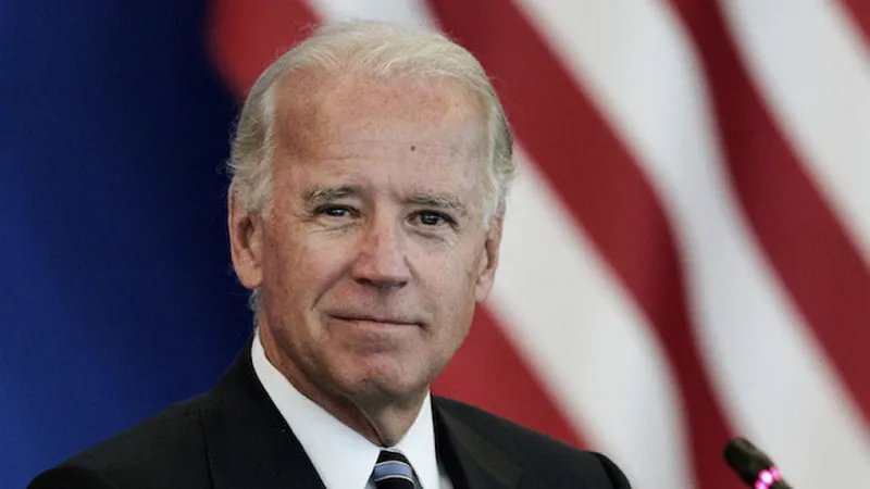 Imagem ilustrativa da imagem Homem é preso suspeito de ameaçar sequestrar e matar Biden e Harris