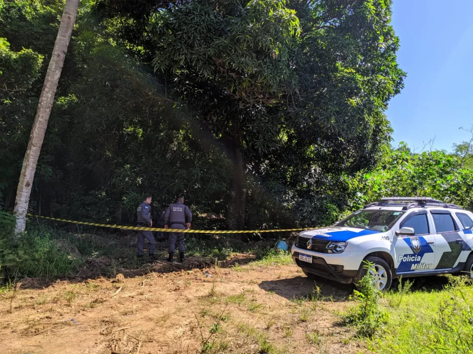 Imagem ilustrativa da imagem Homem é morto a tiros e corpo é encontrado em cova rasa em Cariacica