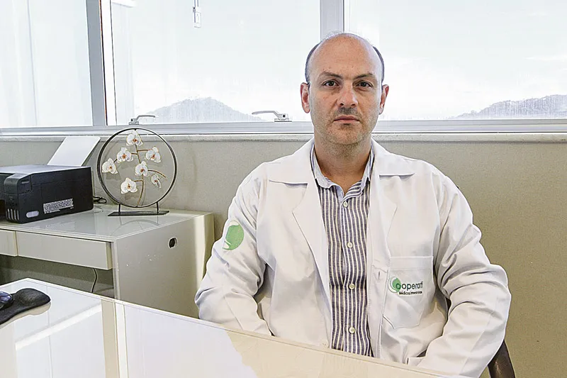 Imagem ilustrativa da imagem Mudança de atendimento em UTIs preocupa médicos