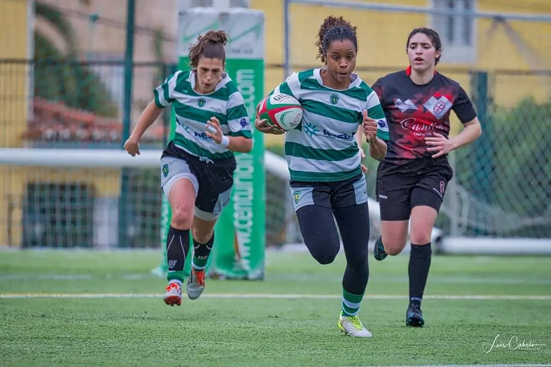 Imagem ilustrativa da imagem Capixaba leva vida de superatleta nos gramados de Portugal