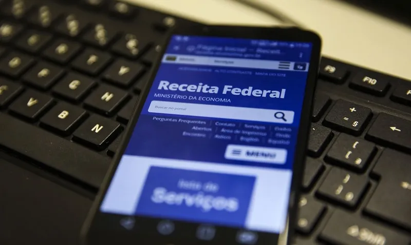 Imagem ilustrativa da imagem Receita antecipa restituição do imposto de renda