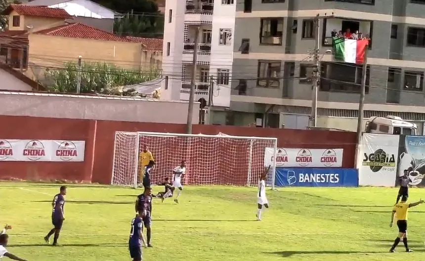 Imagem ilustrativa da imagem São Mateus arranca empate no fim e segue na vice-liderança do Capixabão