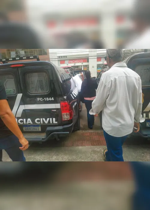 Imagem ilustrativa da imagem Após depoimento de adolescente, polícia sai à procura de bandido que matou menina