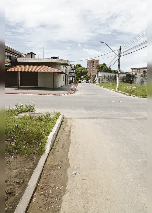 Imagem ilustrativa da imagem Esquina vira estacionamento em Vila Velha