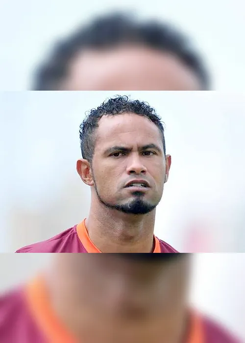 Imagem ilustrativa da imagem Goleiro Bruno pode fechar com clube capixaba ainda nesta semana