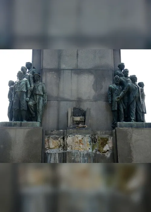 
          Imagem ilustrativa da imagem Estátua de 400 quilos é roubada de monumento no Rio
          