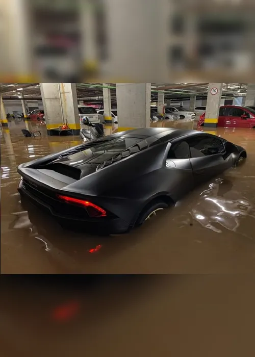Imagem ilustrativa da imagem "Cheguei a desmaiar", diz dono de Lamborghini atingida por enchente em São Paulo