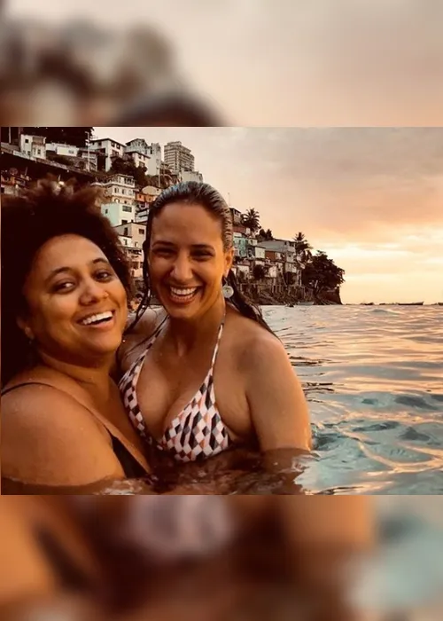Imagem ilustrativa da imagem Viúva de Marielle Franco está noiva de cantora, diz colunista