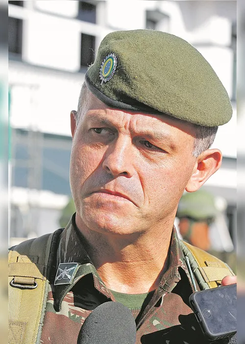 Imagem ilustrativa da imagem Ex-militares do Exército são recrutados por criminosos