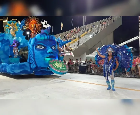 Imagem ilustrativa da imagem Após conseguir retornar à elite do samba, Imperatriz do Forte entra na avenida