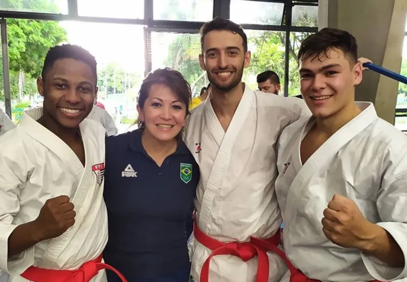 Lucas Santos, a mestre Simone Yonamine, Guilherme Silva e o capixaba Bruno Conde