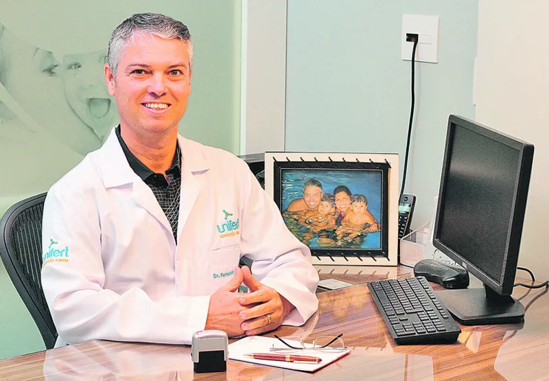 O  Urologista Fernando Chagas disse que a automedicação é um grande risco à saúde. O paciente pode até infartar