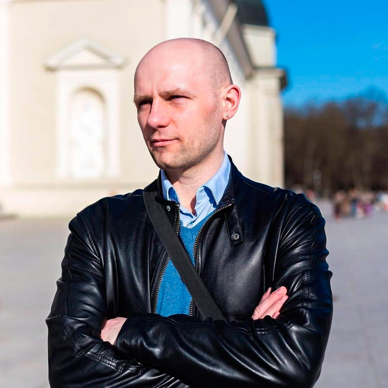 Adam Zindul, 37, foi encontrado morto (Foto: Reprodução / Instagram)