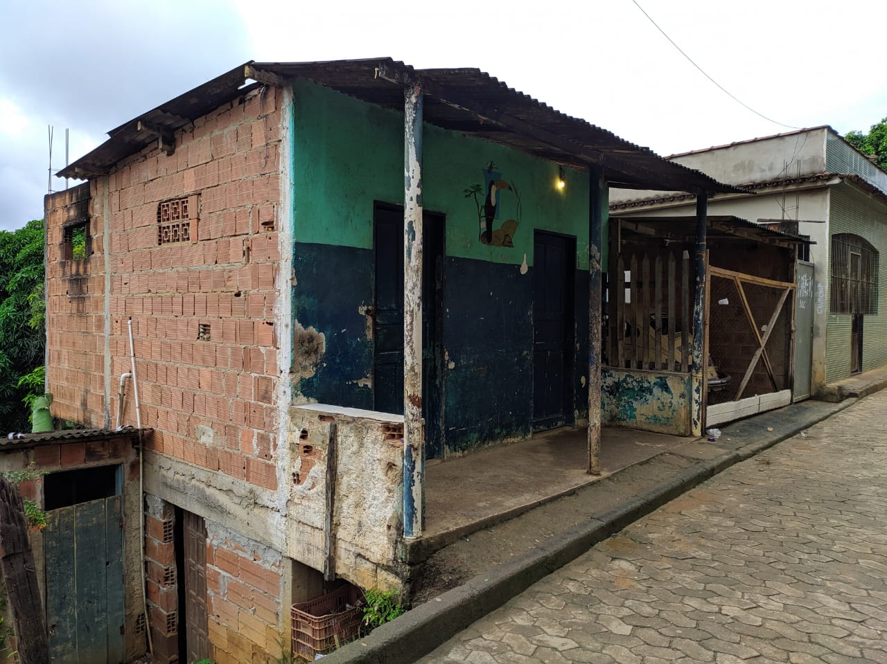 Vítima estava em um bar vendo amigos jogar baralho (Foto: Júlia Afonso)