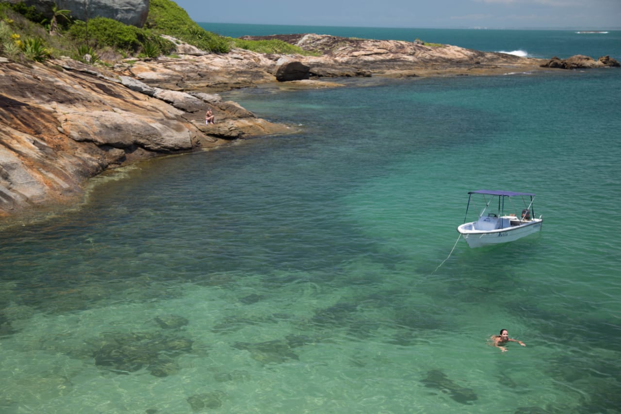 arquipélago das Três Ilhas é a parte mais importante da APA de Setiba, e já está fechada para pesca (Foto: IEMA / Divulgação)