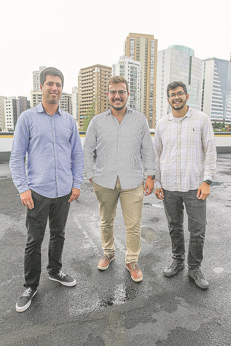Ari Moraes Júnior, Gabriel Zanette e César Ferrari fundaram a LiberFly (Foto: Dayana Souza/ AT)