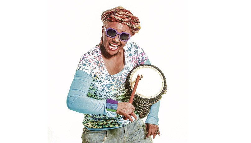 A cantora vai apresentar o show “Baculeju com Elas” na noite de sábado (Foto: Divulgação)
