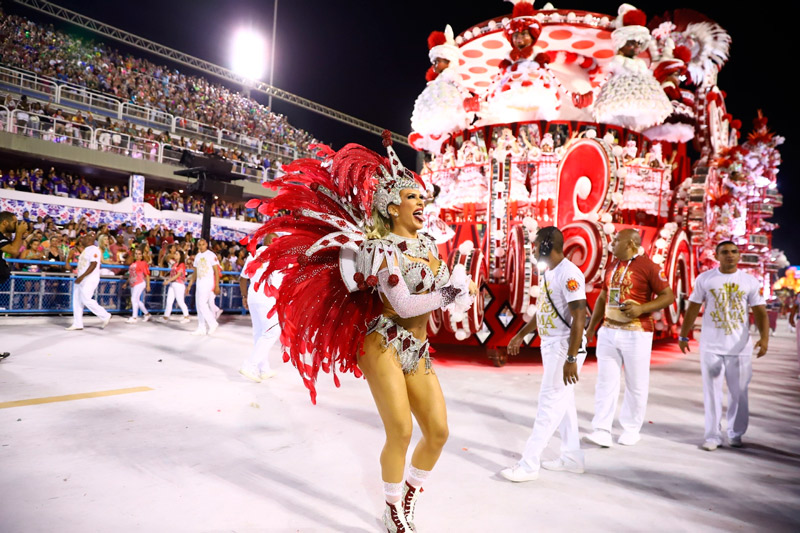 Desfile da Viradouro, campeã de 2020 (Foto: Daniel Pinheiro / AgNews)