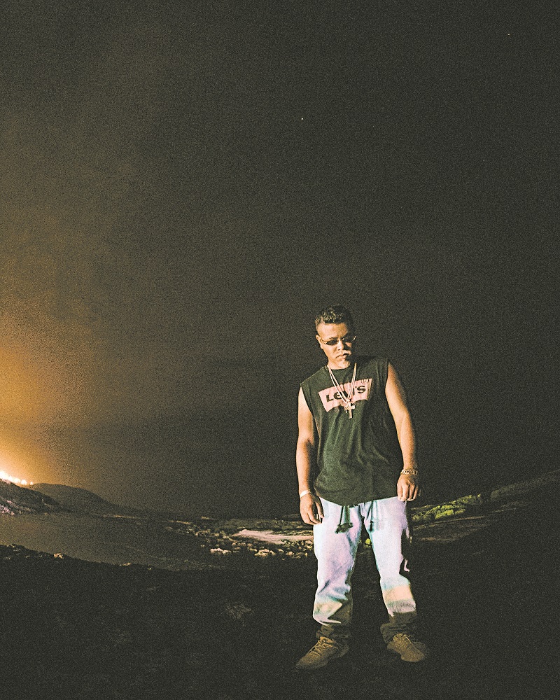 Victor Lou: “Isso tudo me levou a ser quem eu sou hoje” (Foto: Heber Peralta/ Divulgação)