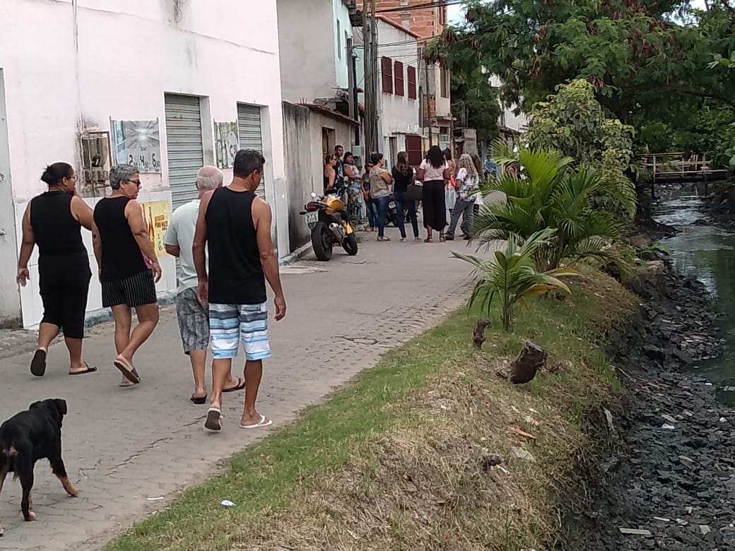 Movimentação foi grande nos bairros na manhã desta segunda (Foto: Fábio Nunes/ AT/ 10/02/2020)