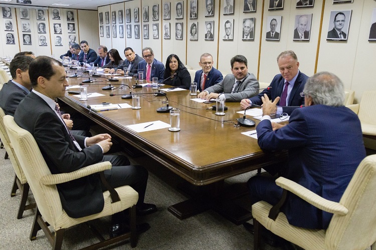 Governador e bancada federal capixaba se reúnem com Paulo Guedes (Foto: Reprodução/Secom-ES)