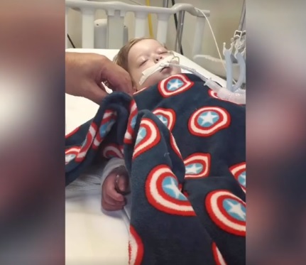 Heitor já havia passado por 4 cirurgias. (Foto: Reprodução/Facebook)
