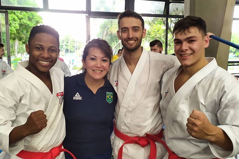 Lucas Santos, a mestre Simone Yonamine, Guilherme Silva e o capixaba Bruno Conde (Foto: Arquivo Pessoal)