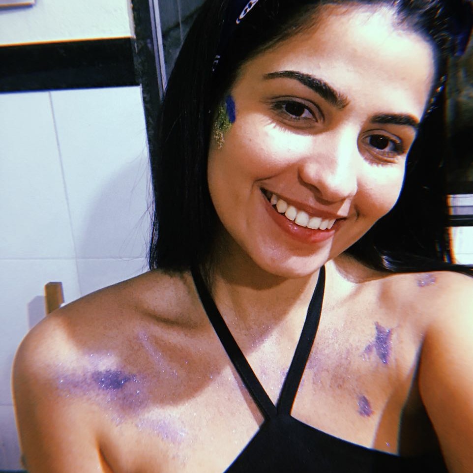 Ludmilla Soromenho adora caprichar no glitter (Foto: Acervo pessoal)