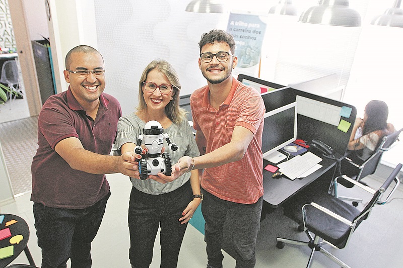 Os recrutadores Leony Nobre, Carol Tezner e Leandro Garcia. (Foto: Fábio Nunes/ AT)