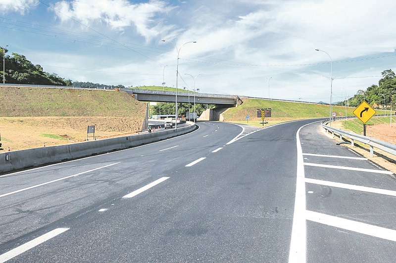 Viaduto entre as BRs 101 e 262 (Foto: Hélio Filho/Divulgação)