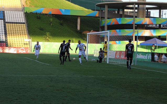 Nildo comemora o gol da vitória do Rio Branco em cima do Estrela (Divulgação/Rio Branco)