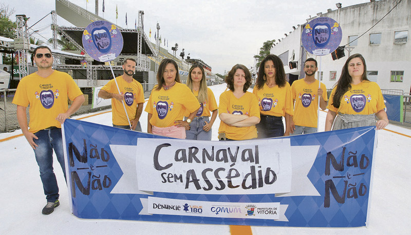 Servidores públicos de Vitória vão conscientizar os foliões contra o assédio (Foto: Dayana Souza / AT)