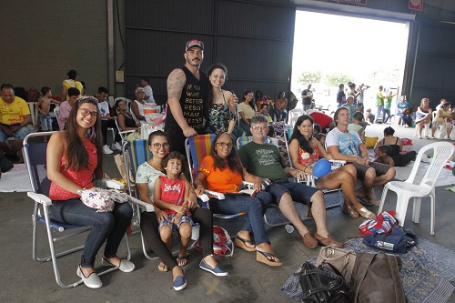 Antonio Orlando Boldrini (camisa verde) e sua família (Foto: Fabio Nunes)