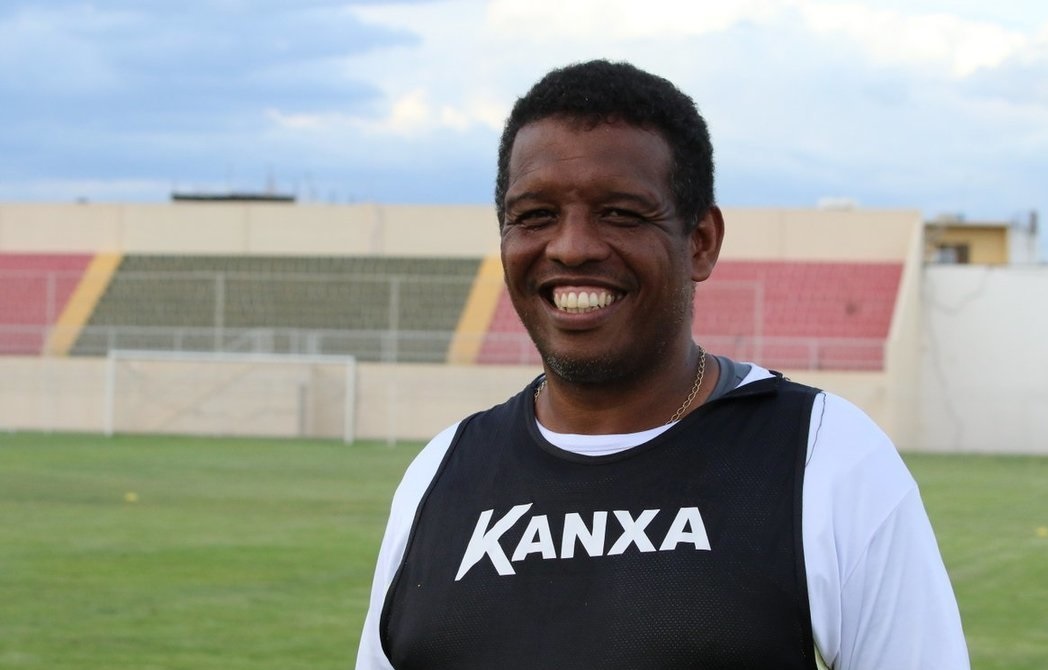 Vladimir de Jesus estava no Juazeirense/BA, onde comandou a equipe em apenas dois jogos oficiais em 2020 (Foto: Reprodução/Instagram juazeirenseoficial)