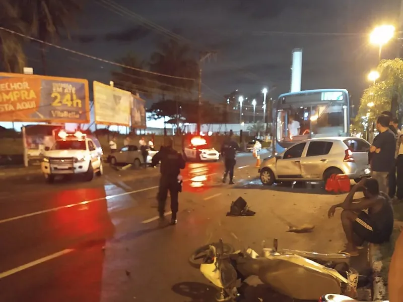 Imagem ilustrativa da imagem Motorista invade a contramão e mata universitária em Vila Velha