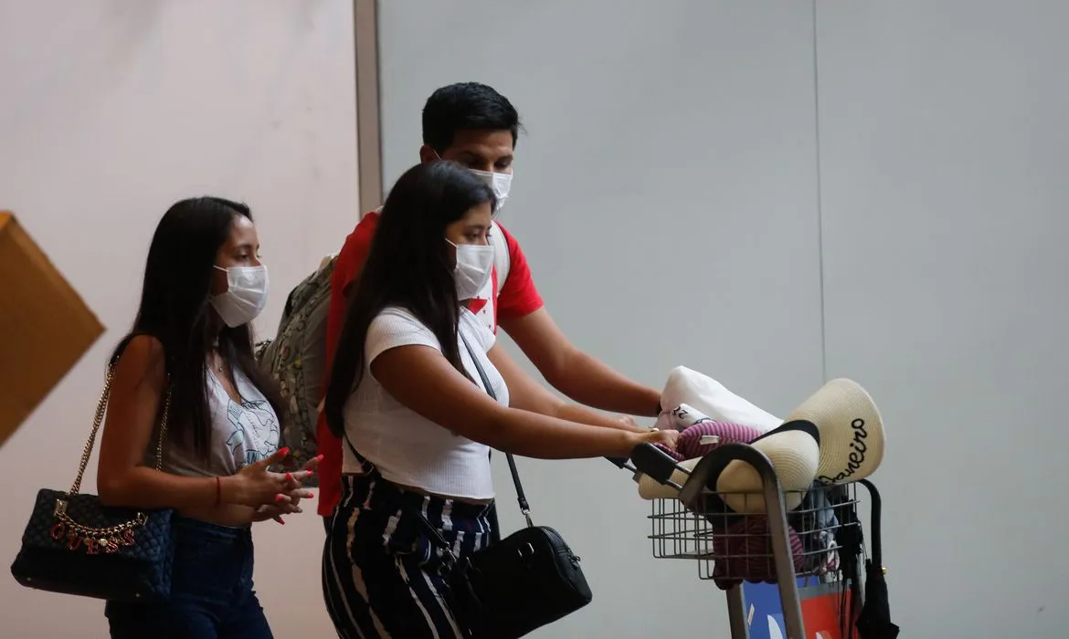 Imagem ilustrativa da imagem Aeroportos sofrem com queda sensível de movimento