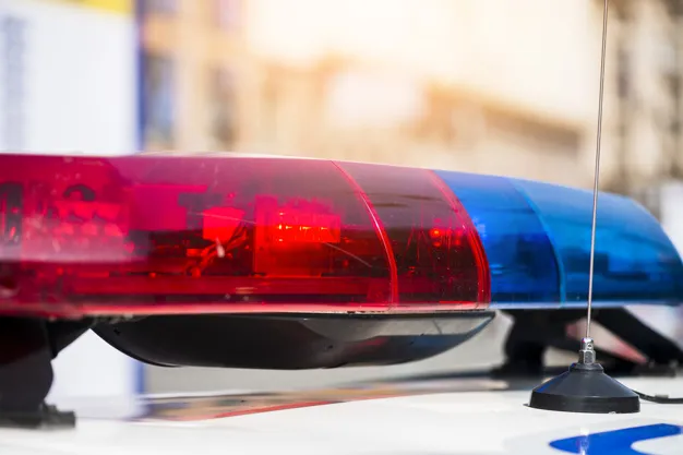 Imagem ilustrativa da imagem Policia confirma uma morte em ataque a tiros em escola nos EUA