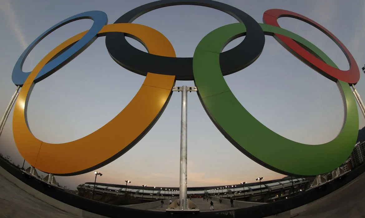 Imagem ilustrativa da imagem "Cancelar a Olimpíada teria sido mais fácil", diz presidente do COI