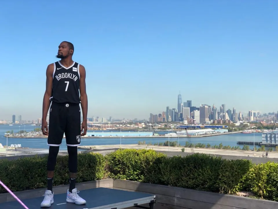 Imagem ilustrativa da imagem Um dos principais nomes da NBA, Kevin Durant diz estar com coronavírus