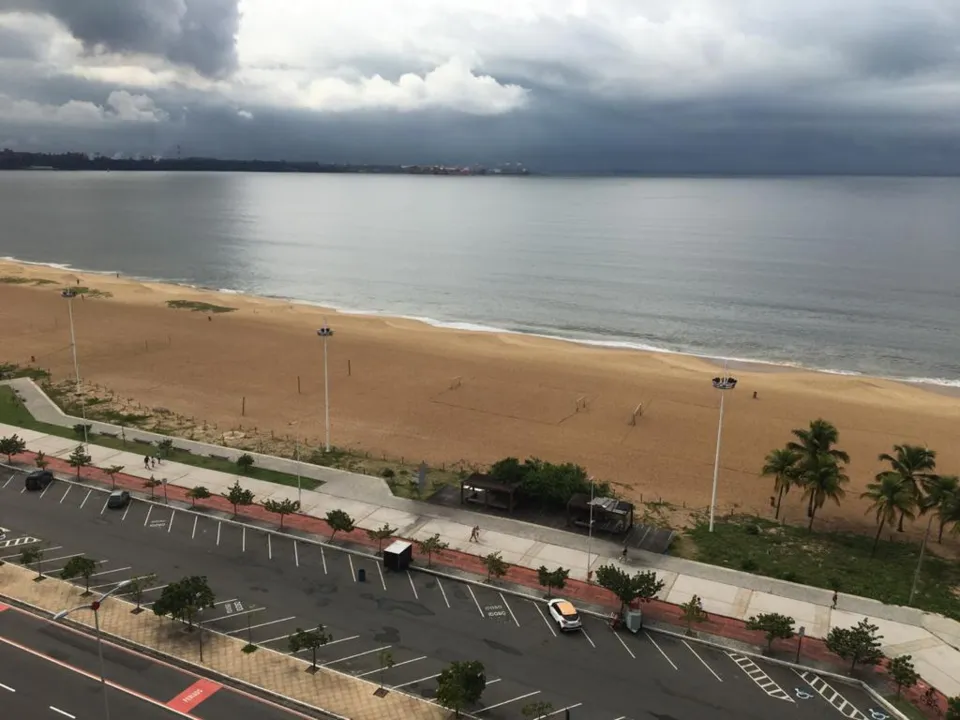 Imagem ilustrativa da imagem Frente fria deve derrubar a temperatura e trazer chuva ao Estado nesta sexta