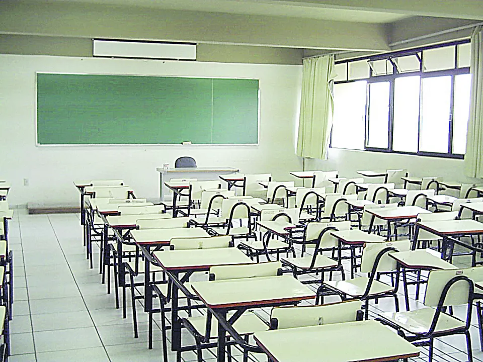 Imagem ilustrativa da imagem Projeto que reduz mensalidade das escolas é aprovado na Assembleia