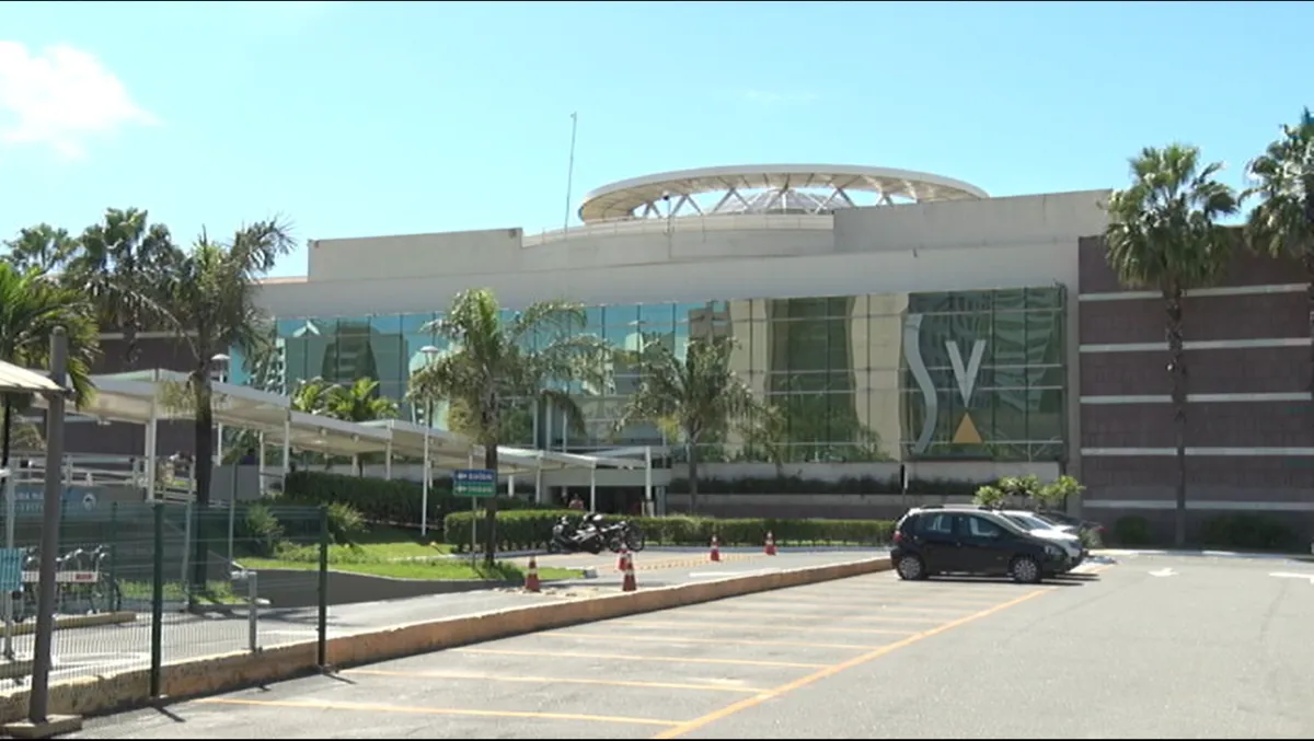 Imagem ilustrativa da imagem Prejuízo com shoppings fechados já chega a R$ 1 bilhão, estima associação