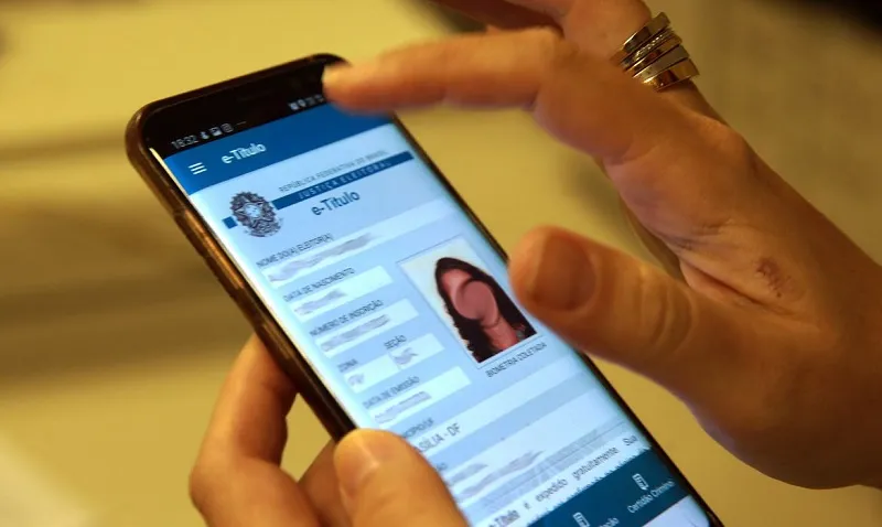 Imagem ilustrativa da imagem Justificar voto vai ser possível através de celular este ano