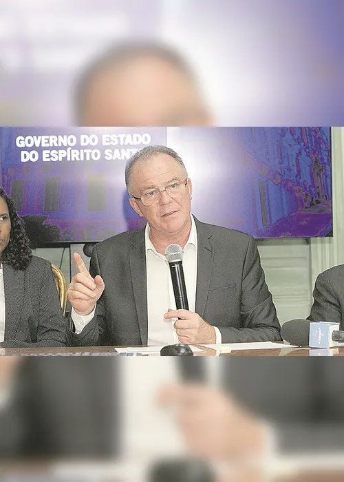 Imagem ilustrativa da imagem Casagrande suspende concursos no Estado