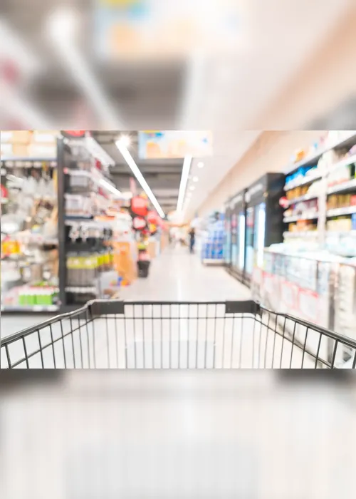 Imagem ilustrativa da imagem Supermercados e shoppings não vão fechar por conta do coronavírus
