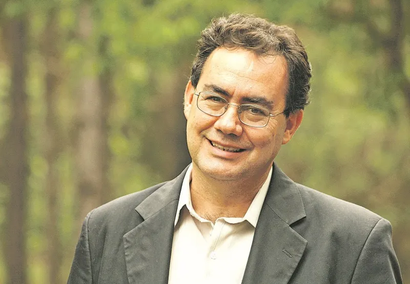O escritor Augusto Cury está com  best-sellers diponibilizados na internet.
