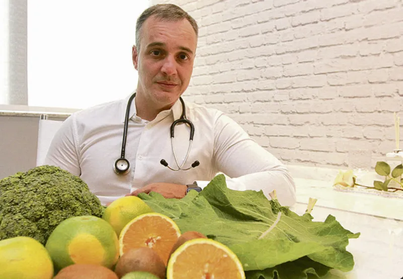 Bruno Oliveira destacou que alimentos ricos em vitaminas ajudam no combate a infecções e  quadros de gripes